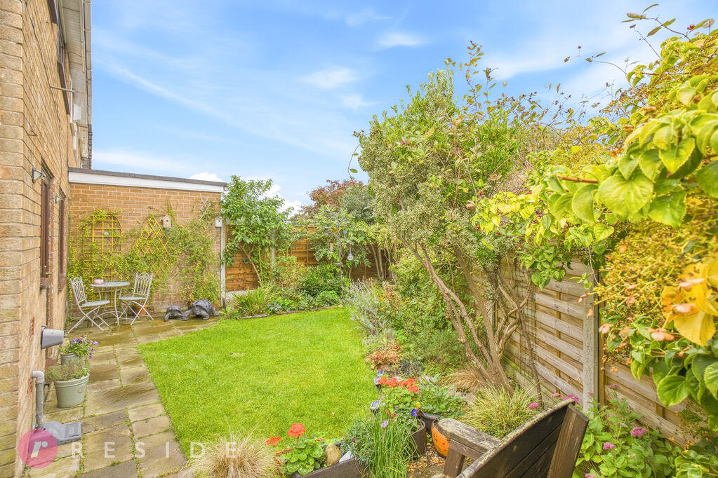 House in Rochdale, Greater Manchester - View 4