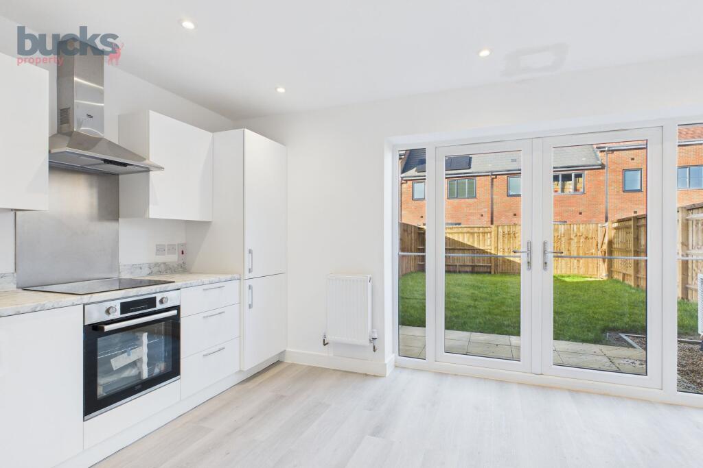 House in Aylesbury, Buckinghamshire - View 4