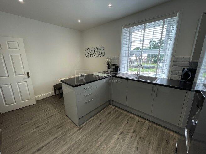 1 bedroom house share for rent