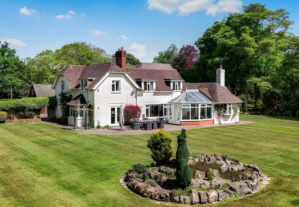 Highwood, Ringwood