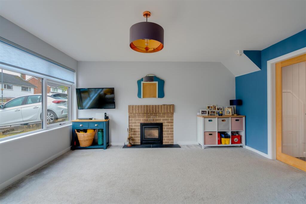 House in Leeds, West Yorkshire - View 4