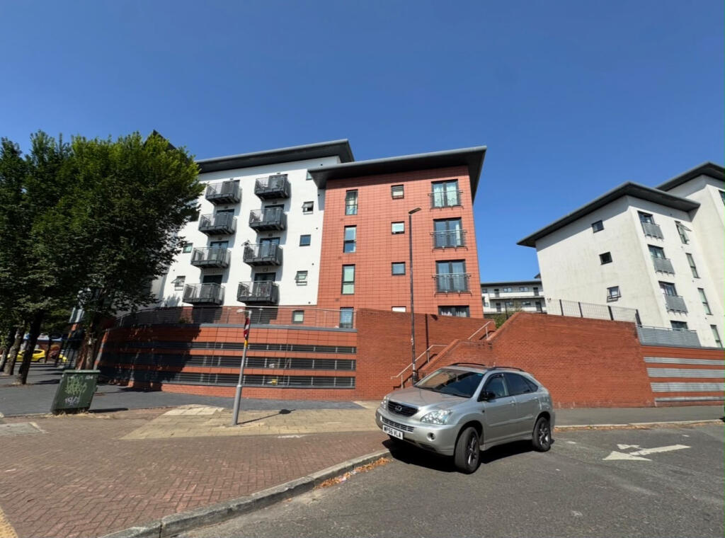 Main image of property: 25 Chorlton Street, Manchester, Manchester, M16