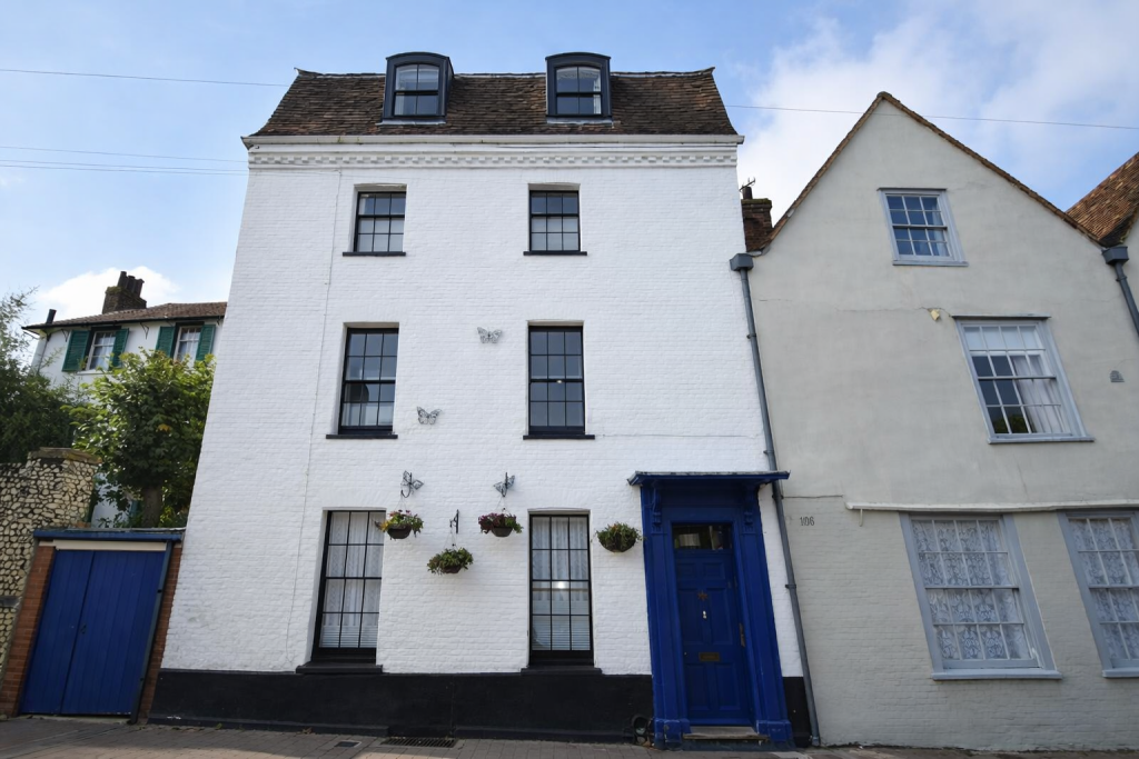 Main image of property: St. Margarets Street, Rochester