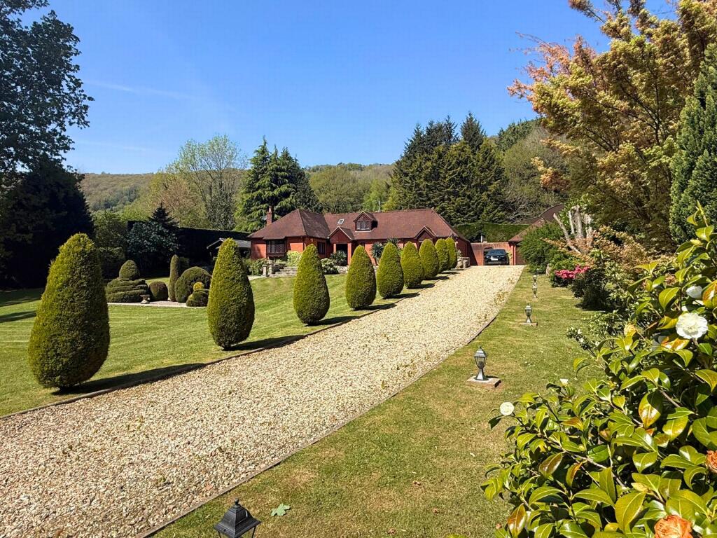Parklands, Llandogo, NP25 photo 3