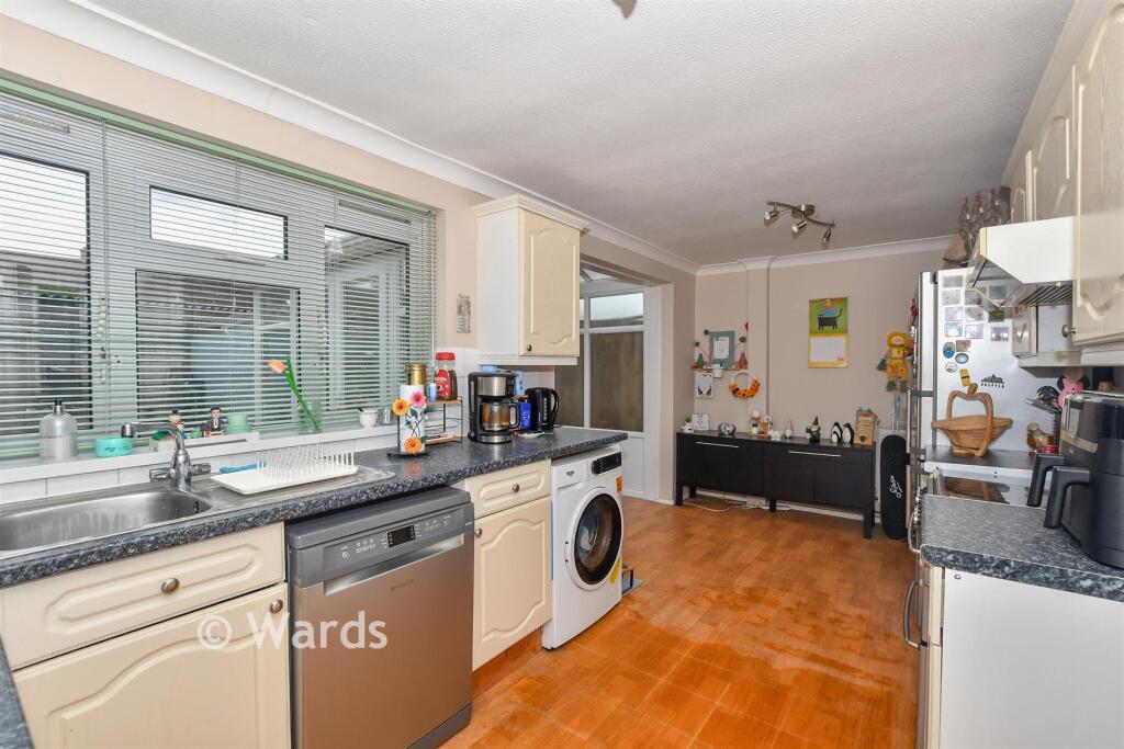 House in Tonbridge - More