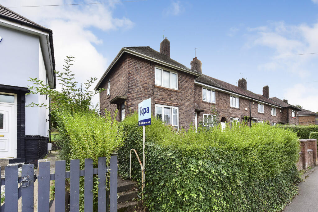 2-bed semi-detached on Deerlands Avenue, Sheffield, S5, £130,000