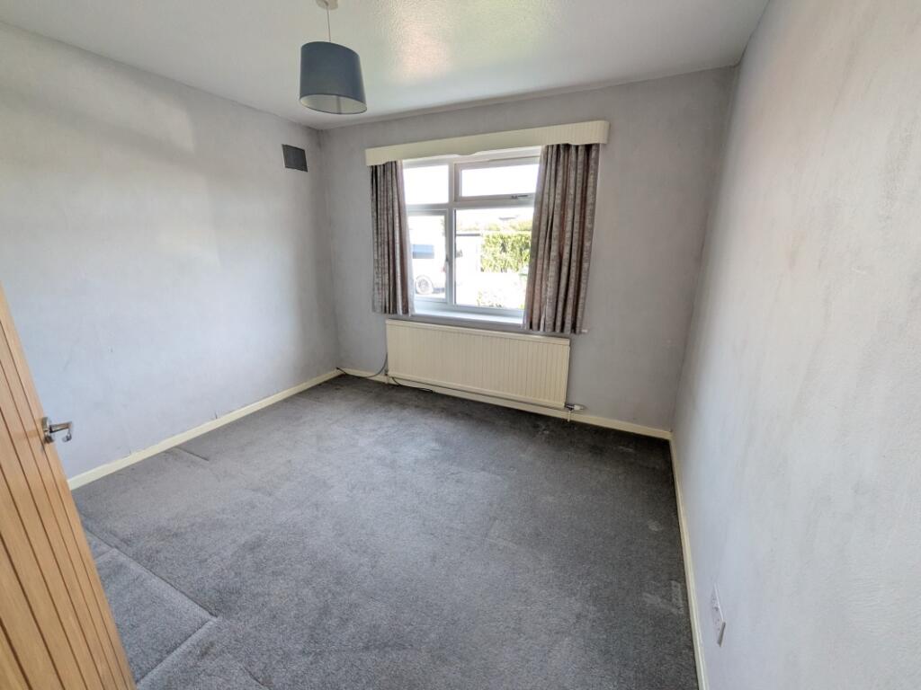 House in Gloucester - View 5