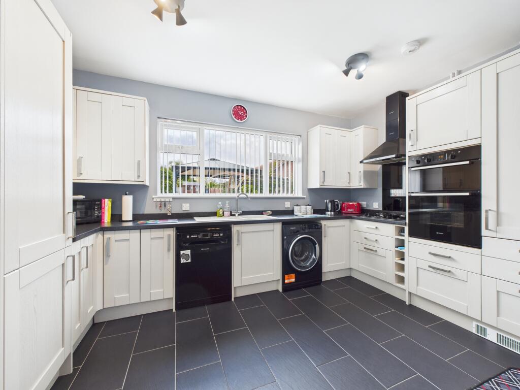 Tutbury Road, Burton On Trent photo 3