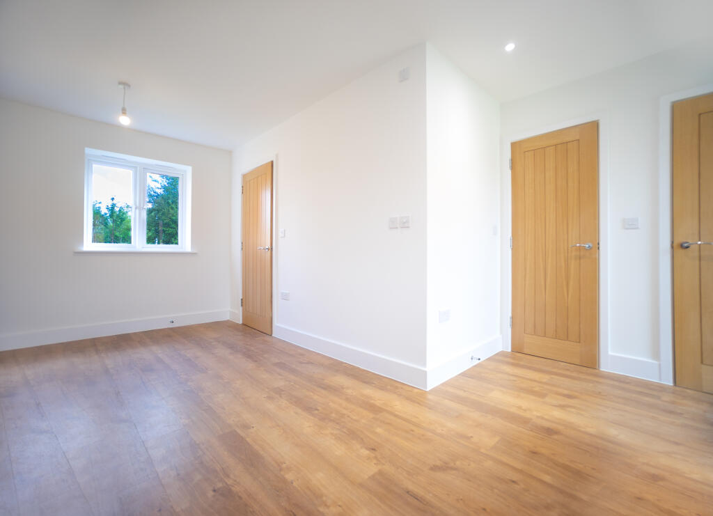 House in Tonbridge - View 4