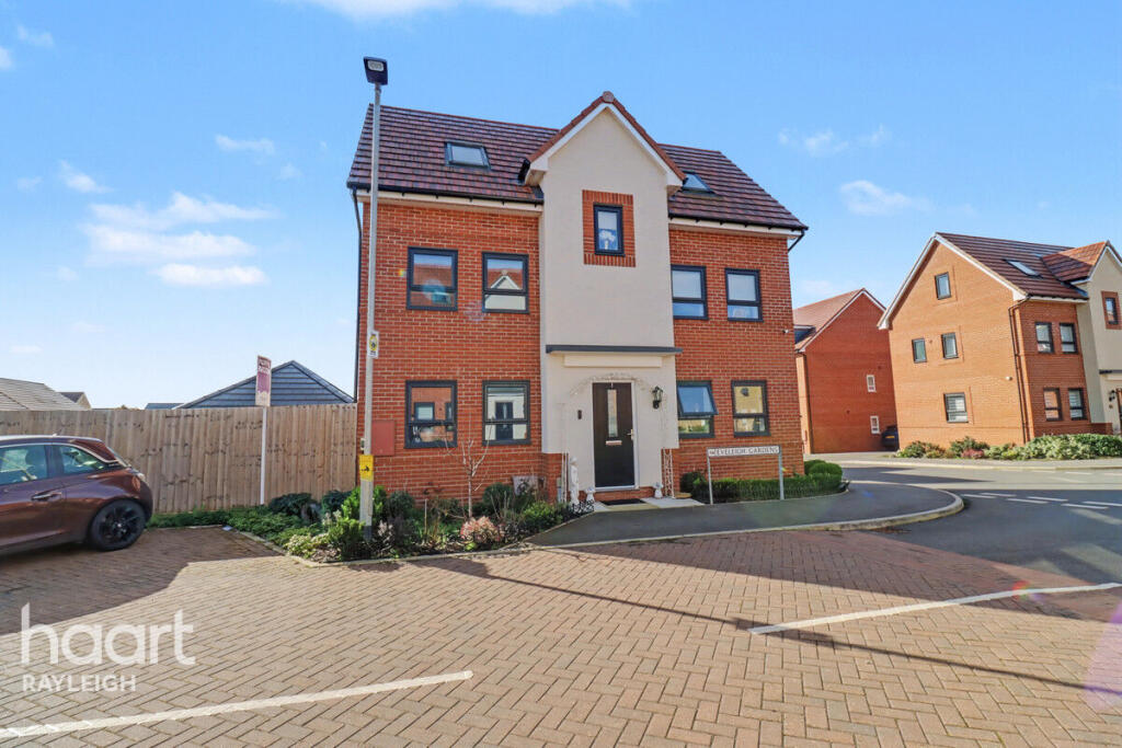 Main image of property: Eveleigh Gardens, Hockley