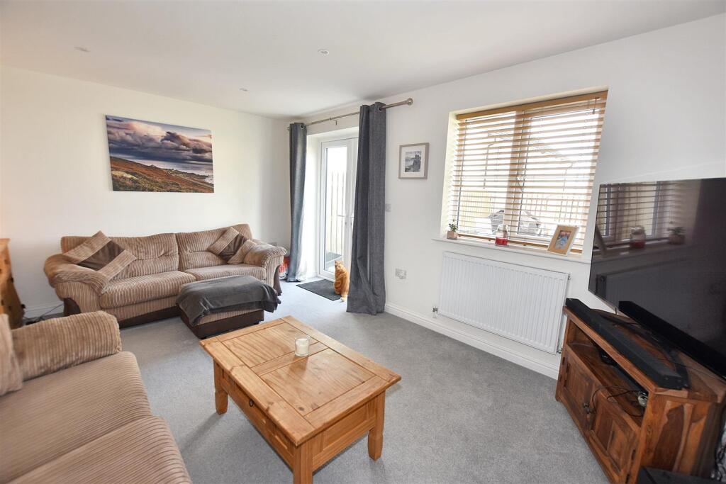 Treseder Close, Scorrier photo 2