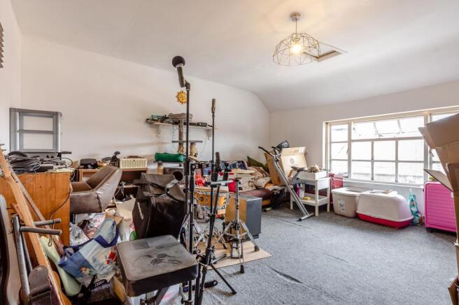 7 Cross St, Cheadle, Stoke-on-Trent, ST10 1NP