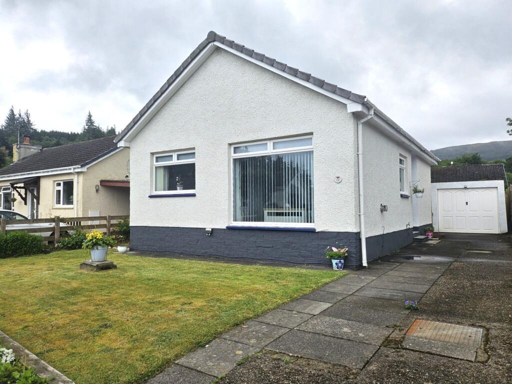 Main image of property: 23 Murray Crescent, Lamlash, Isle of Arran, KA27 8NS