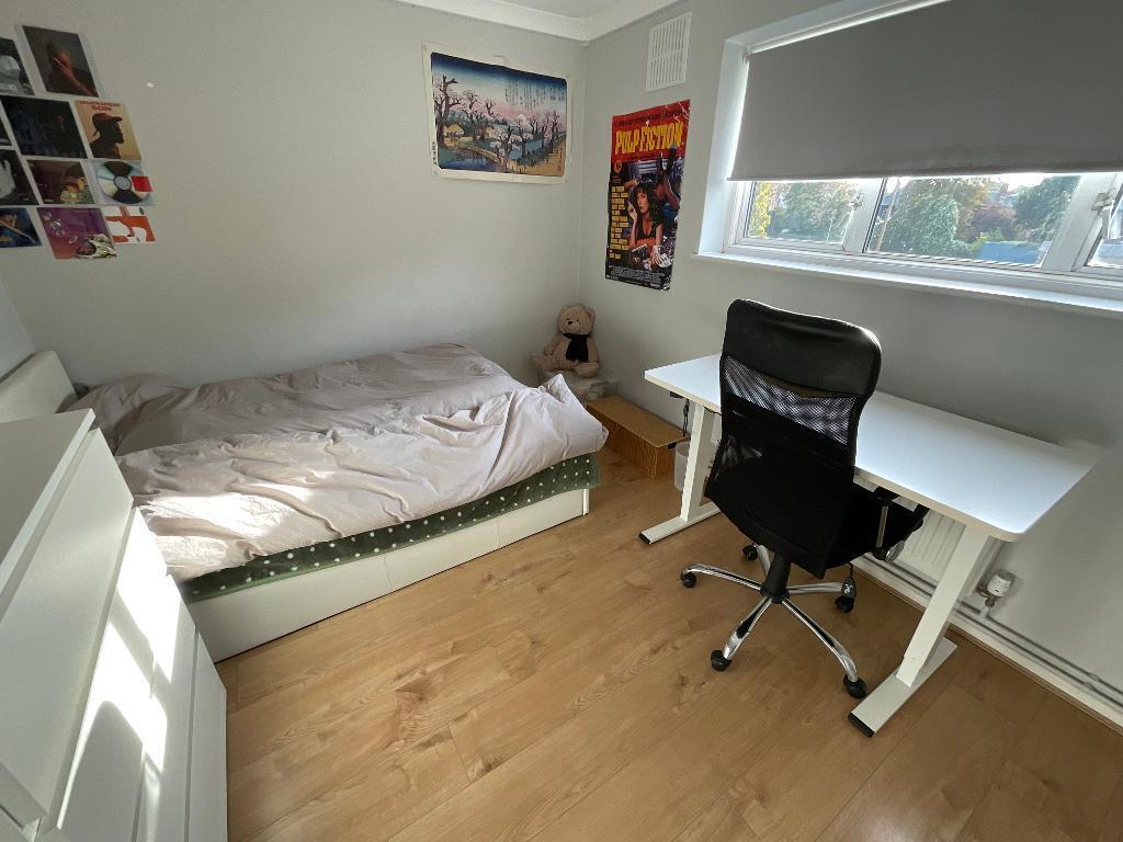 Apartment in London, Elm Park - More