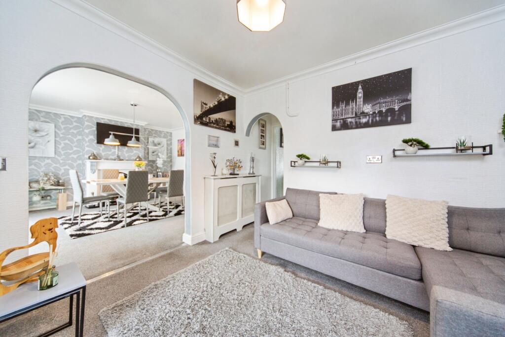 House in Prenton, Larchwood - View 5