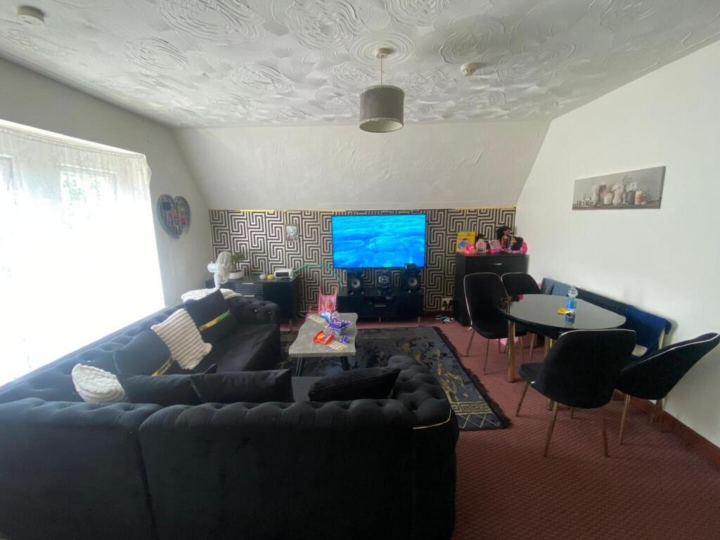 Main image of property: Richmond Road,Roath,Cardiff