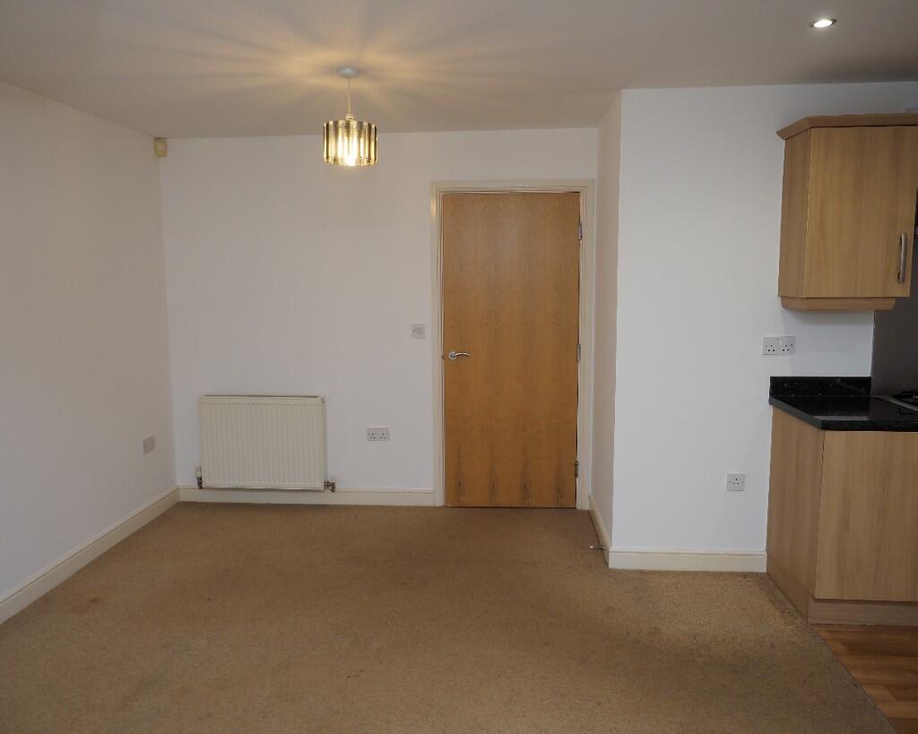 Lambwath Hall Court, Hull, HU7 photo 3