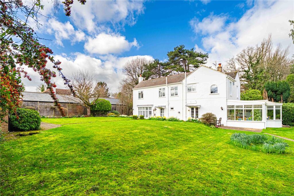 Main image of property: Featherbed Lane, Felden, Hemel Hempstead, Hertfordshire, HP3
