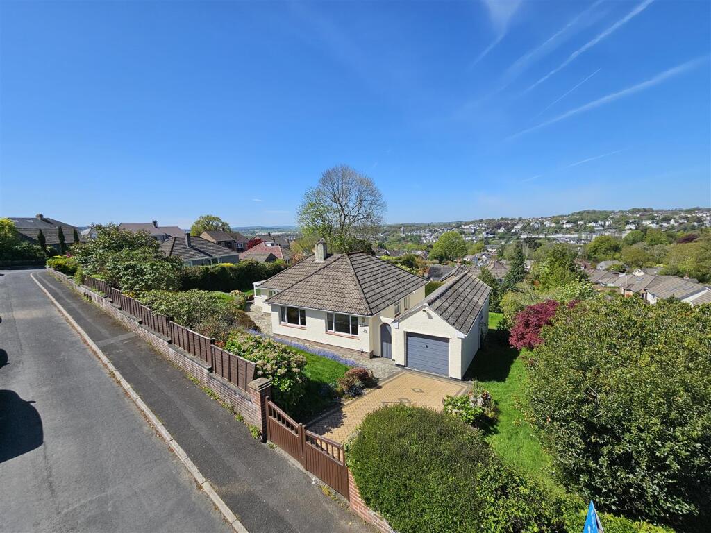 3-bed detached on Westmoor Park, Tavistock, £425,000