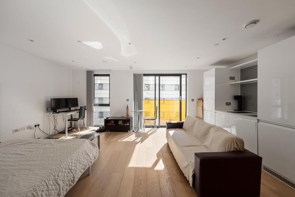 Apartment in London, Spitalfields, Whitechapel - View 2