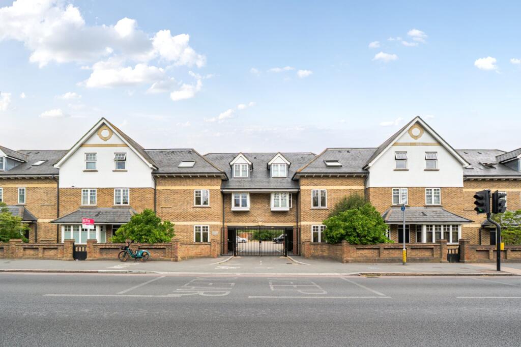 Main image of property: Kingston Vale, London, SW15