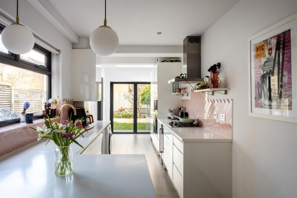 Main image of property: Gordon Road, Redhill