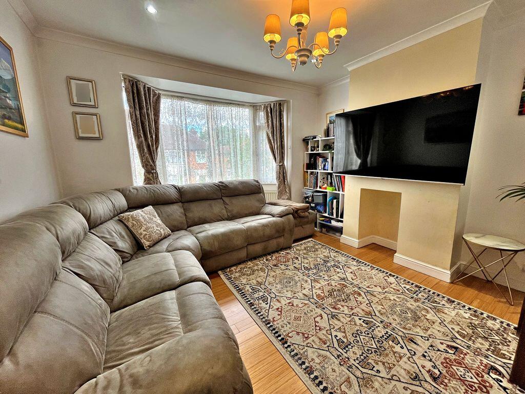 Apartment in Southall - View 2