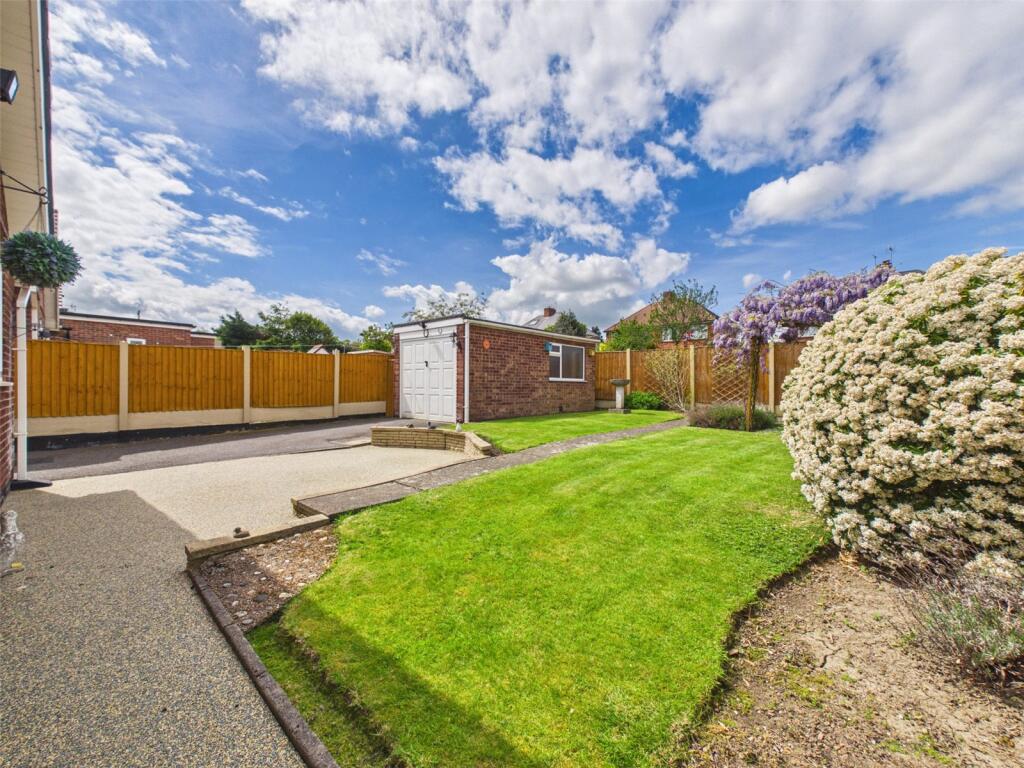 Julie Avenue, Heanor, Derbyshire, DE75 photo 3