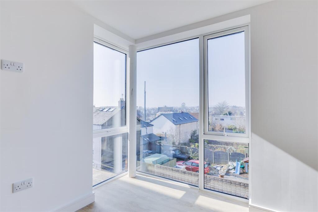Apartment in Penarth, Vale of Glamorgan - View 4