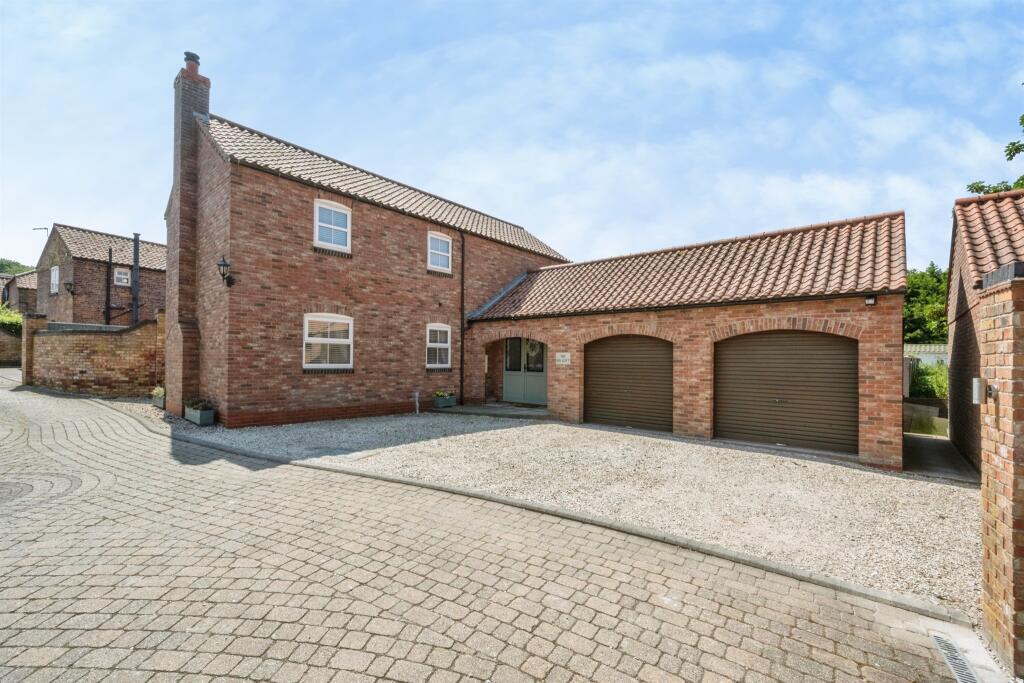 Main image of property: The Old Stack Yard, Wrawby, Brigg