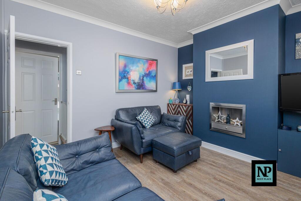 House in Tamworth, Staffordshire - View 2