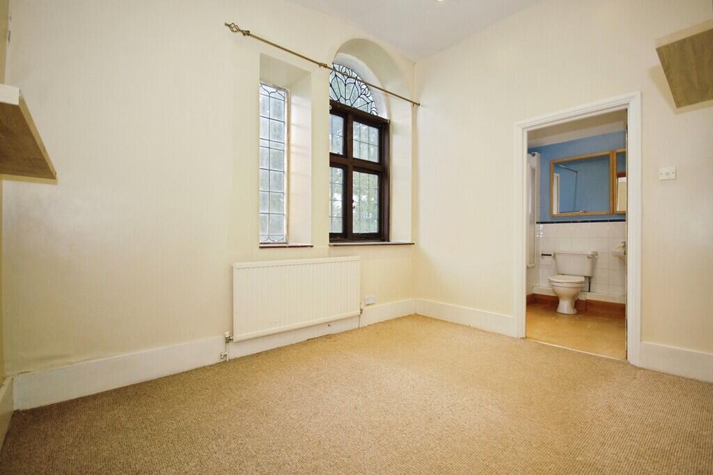 Apartment in Tonbridge - View 5