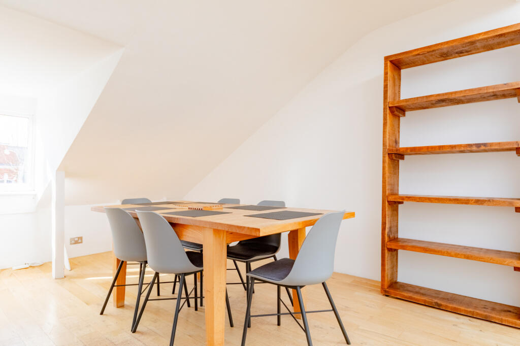 3 bedroom apartment for rent
