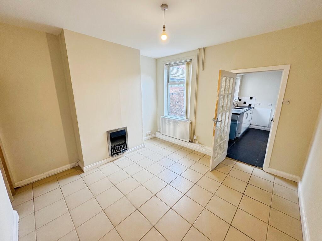 House in Lincoln, Lincolnshire - View 5