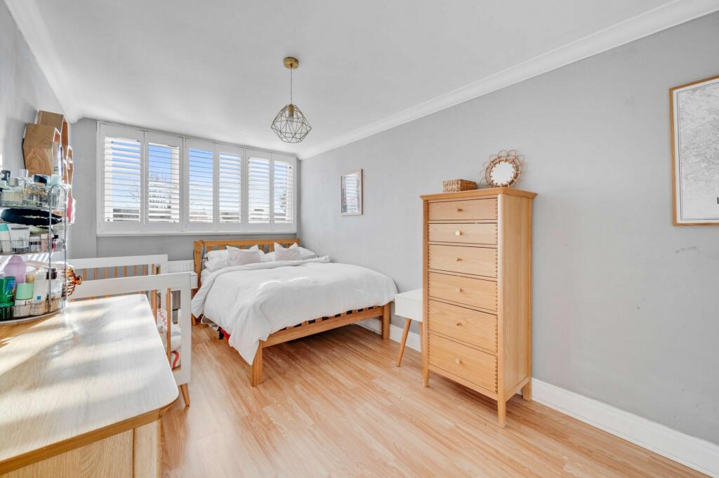 Apartment in London, Brondesbury Park, Brondesbury - View 5