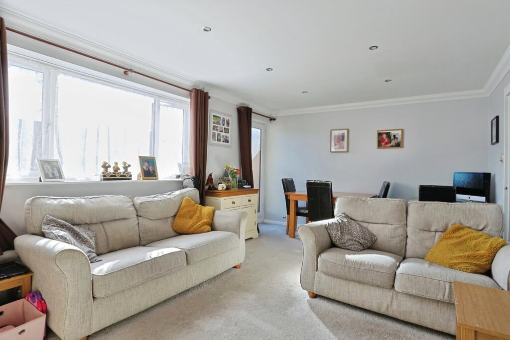 Additional image 4 of Littlemoor Avenue, BOURNEMOUTH, Dorset, BH11