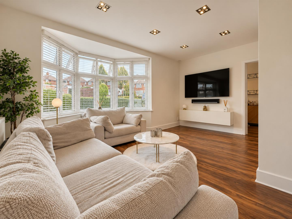 House in Blaby, Glenfields - View 5