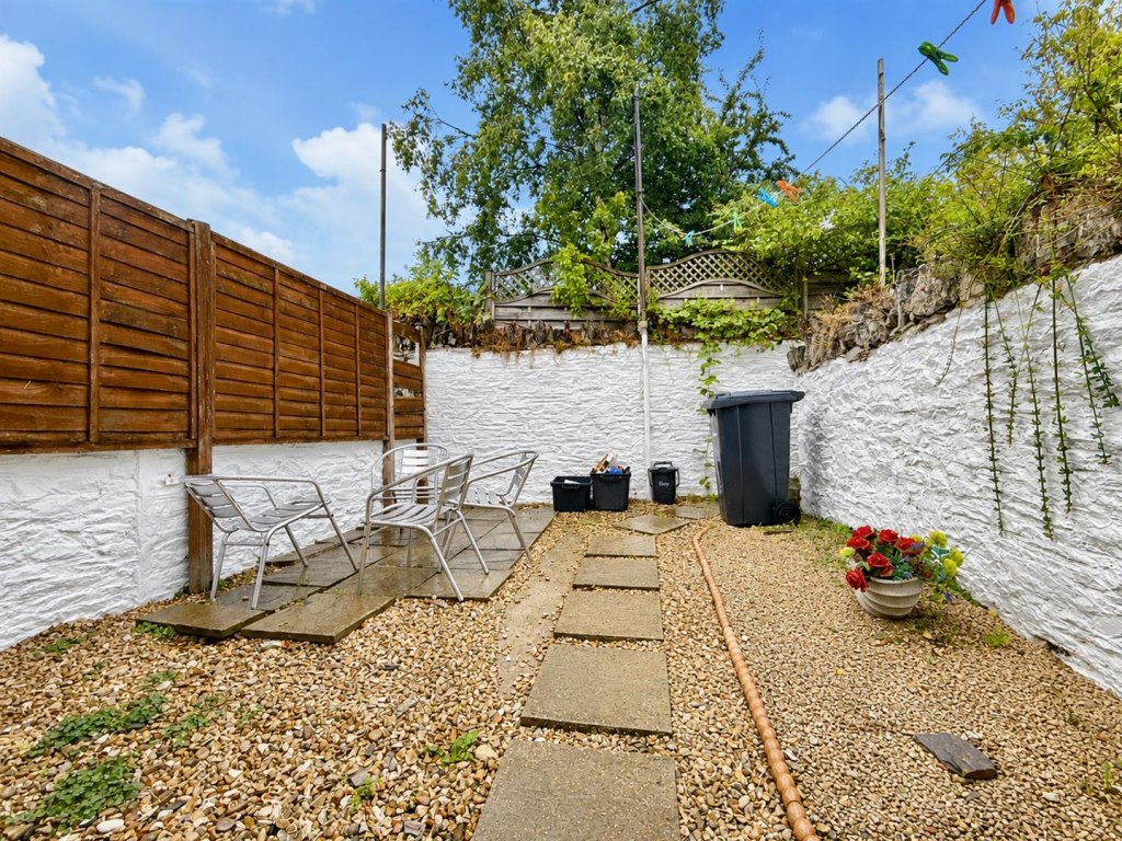 House in Torquay - View 3