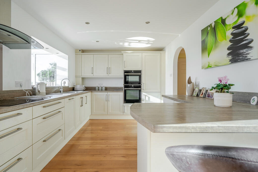 House in Looe, Cornwall - View 2