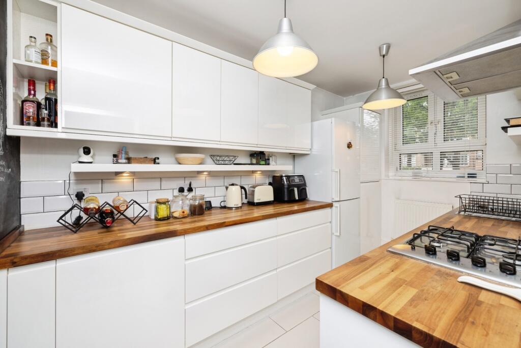 Main image of property: Jamaica Road, London, SE16
