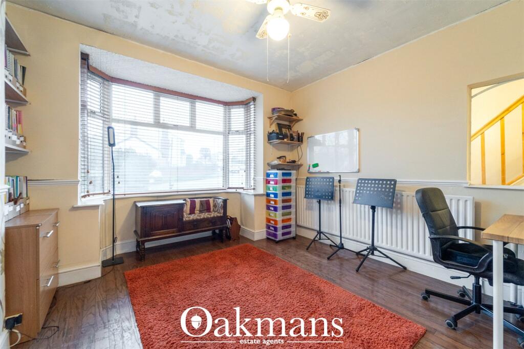 House in Birmingham, West Midlands - More