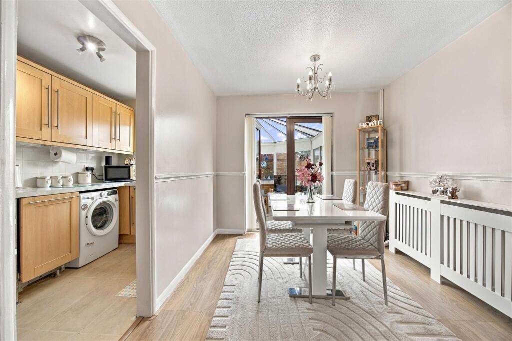 House in Southall - View 4