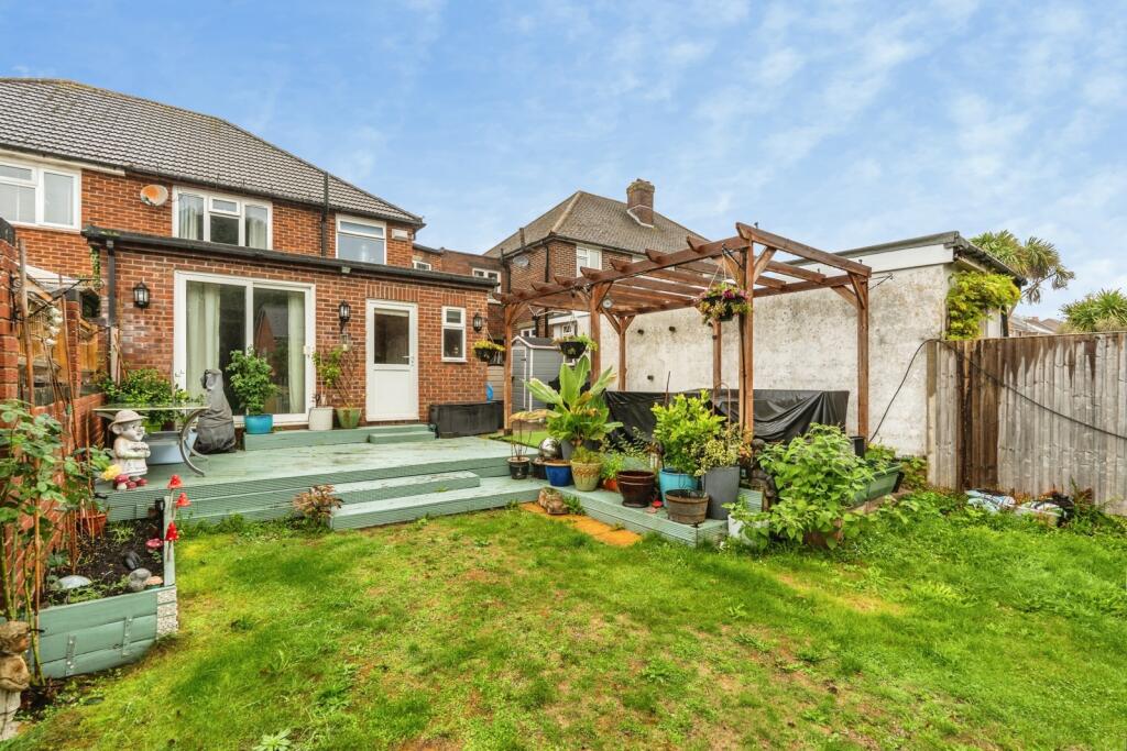 Middle Road, Southampton, Hampshire, SO19 photo 4