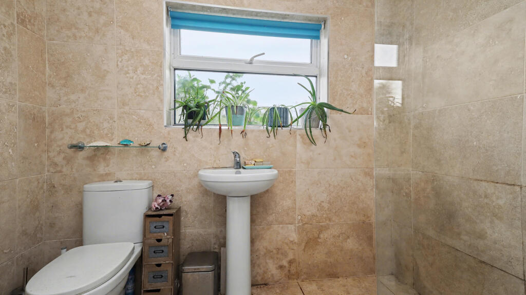 Additional image 5 of Benedict Street, Glastonbury