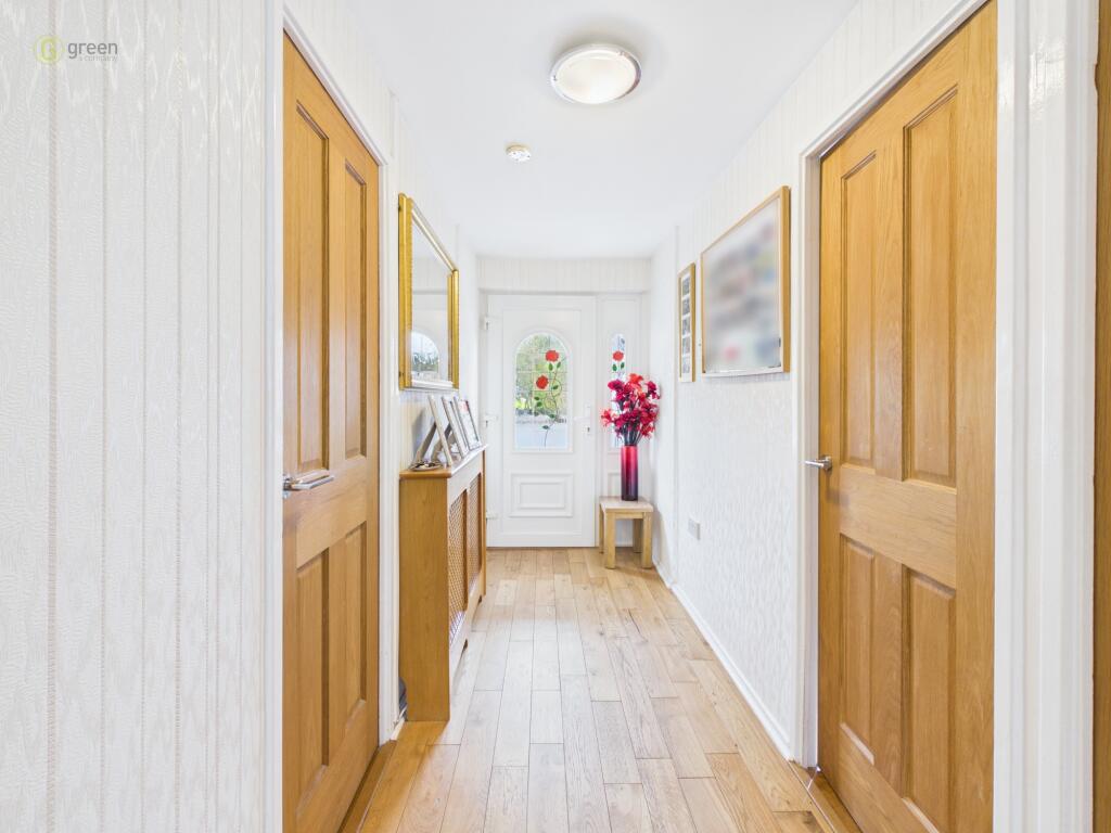 West Rise, Sutton Coldfield, B75 photo 2