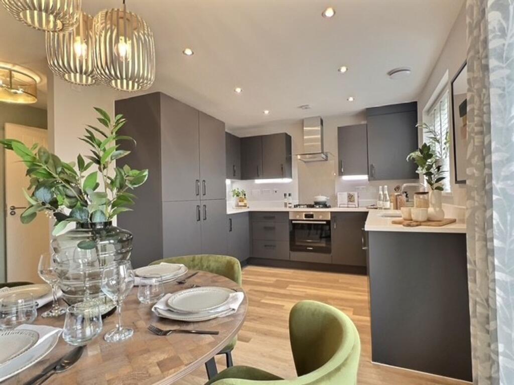 House in Guildford - View 2