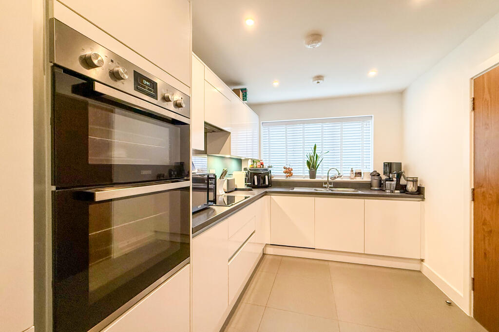 House in Brighton - View 5