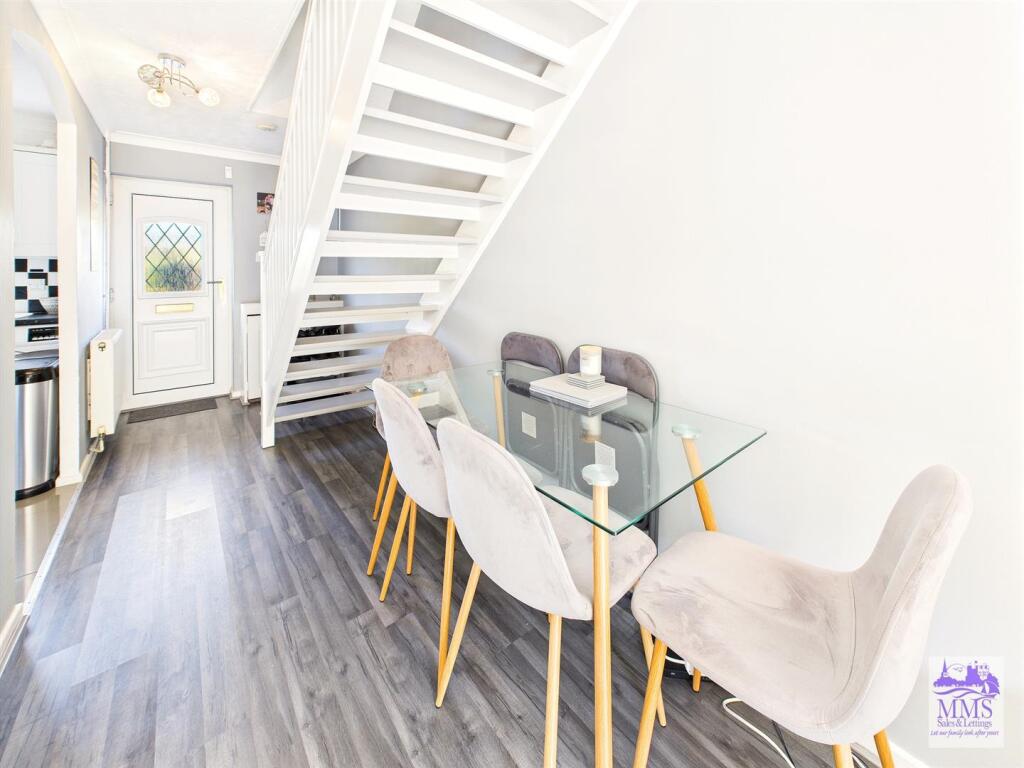 House in Chatham, Medway - View 4