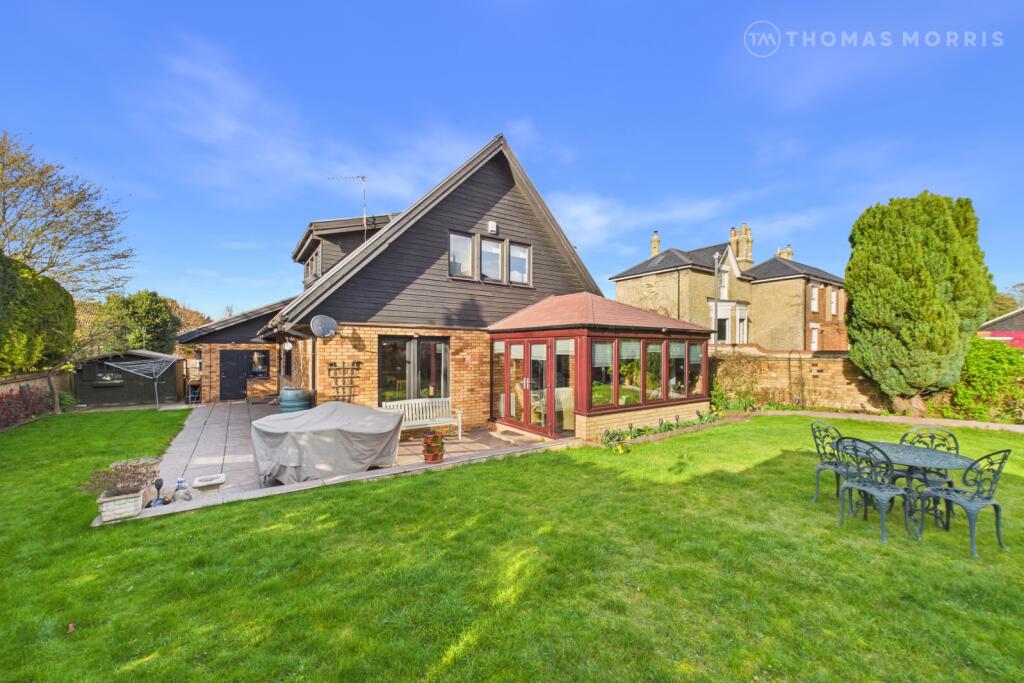 Main image of property: The Copperfields, Baldock Road, Royston, Hertfordshire, SG8