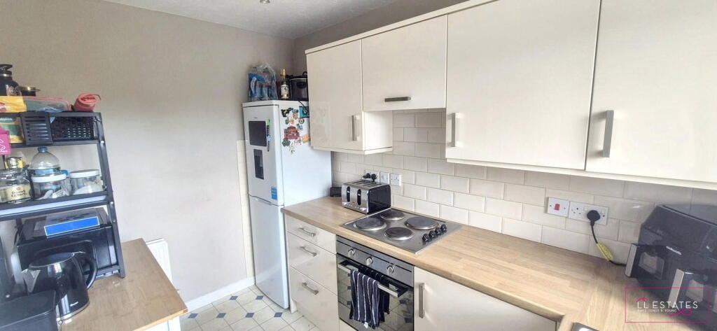 Ffordd Talargoch, Meliden, LL19 8NQ photo 2